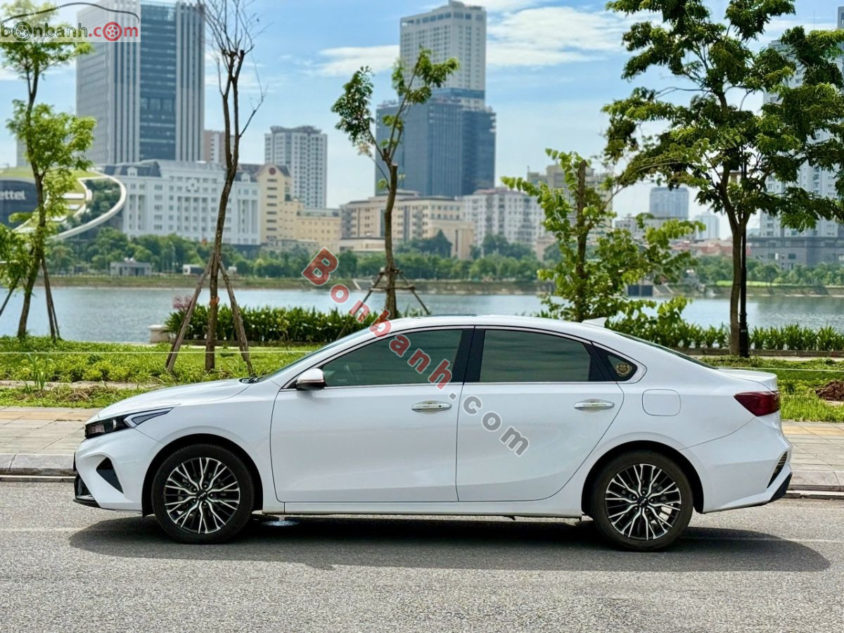 Bán ô tô Kia K3 Luxury 1.6 AT - 2024 - xe cũ