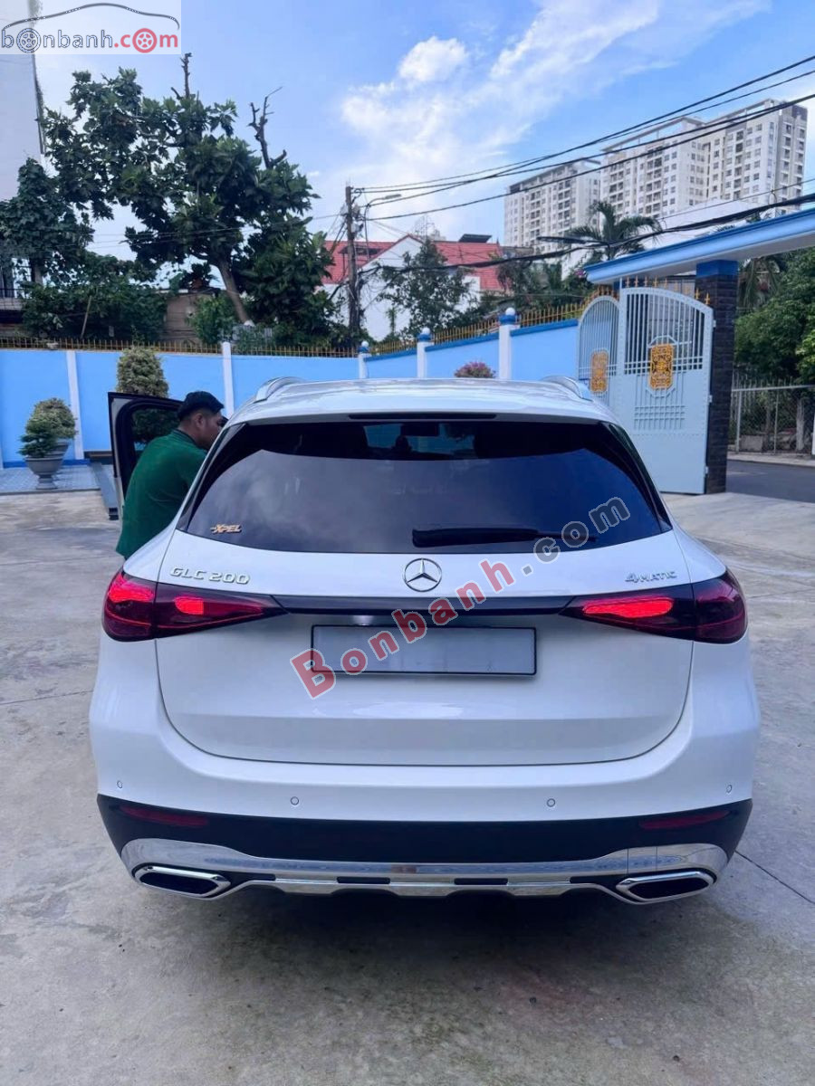 Bán ô tô Mercedes Benz GLC 200 4Matic - 2023 - xe cũ