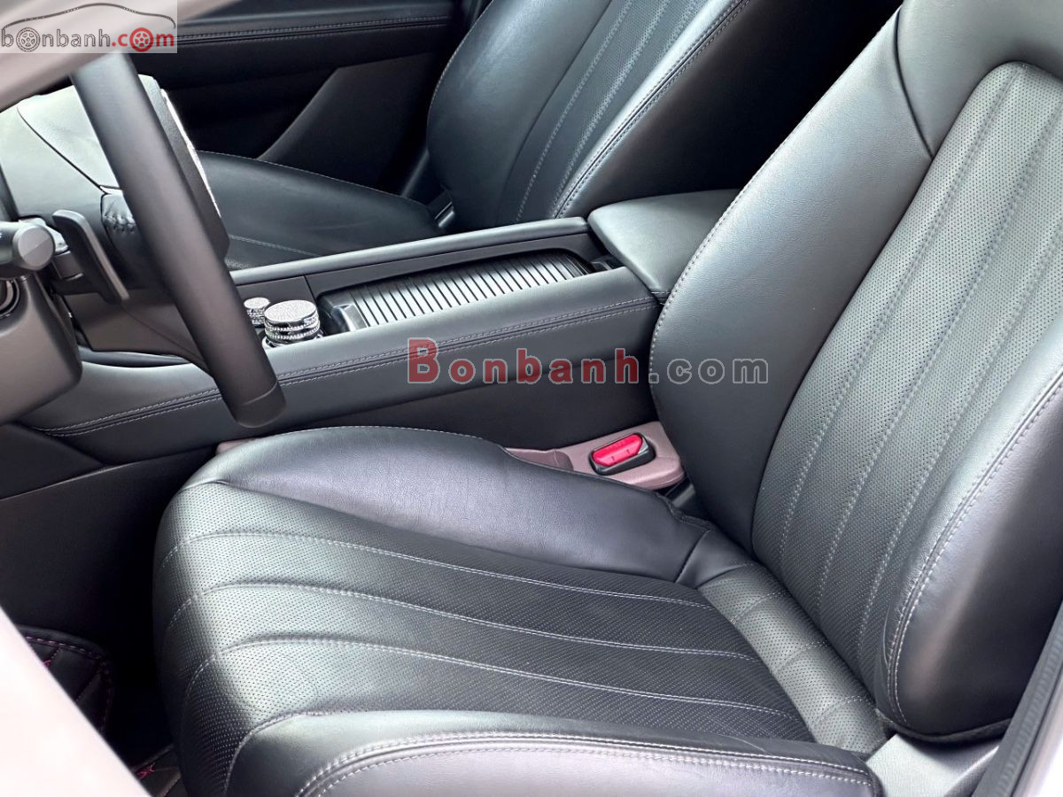 Bán ô tô Mazda 6 Premium 2.0 AT - 2023 - xe cũ