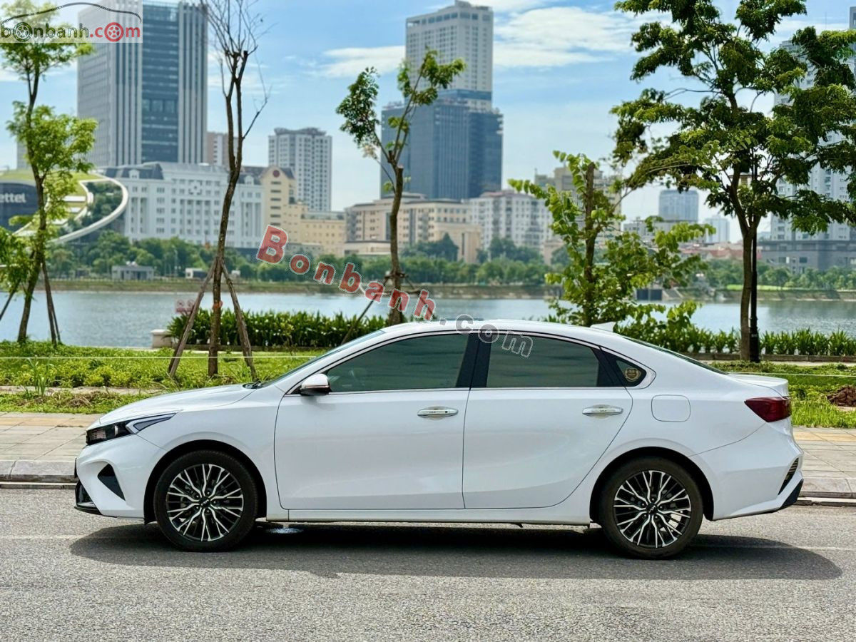 Bán ô tô Kia K3 Luxury 1.6 AT - 2024 - xe cũ