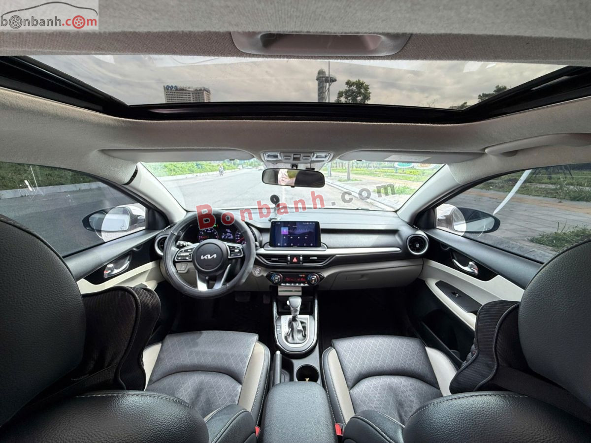Bán ô tô Kia K3 Luxury 1.6 AT - 2024 - xe cũ