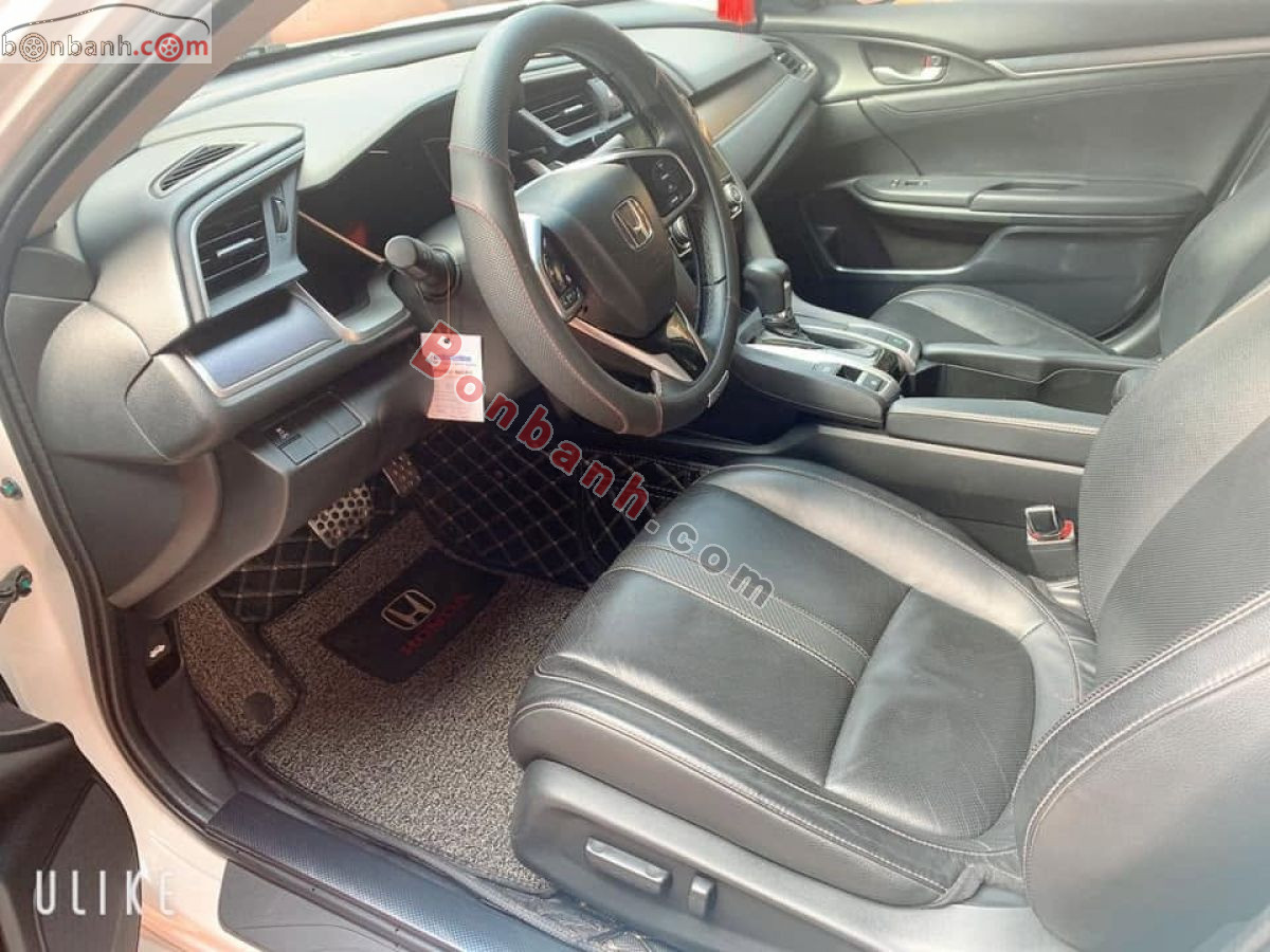 Bán ô tô Honda Civic 1.5G Vtec Turbo - 2018 - xe cũ