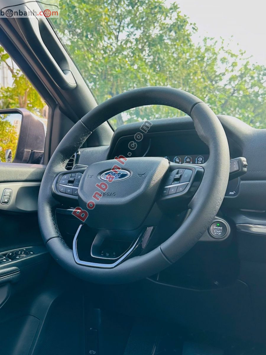 Bán ô tô Ford Everest Titanium 2.0L 4x2 AT - 2023 - xe cũ