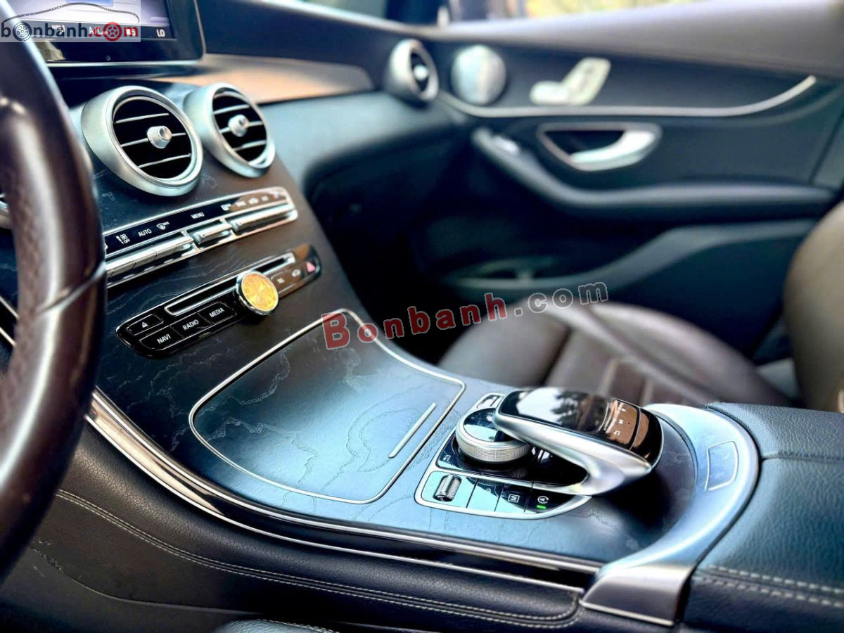 Bán ô tô Mercedes Benz GLC 300 4Matic - 2016 - xe cũ
