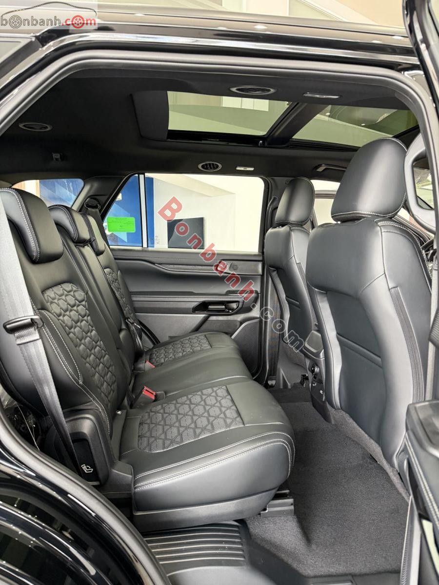Bán ô tô Ford Everest Platinum 2.0L 4x4 AT - 2026 - xe mới