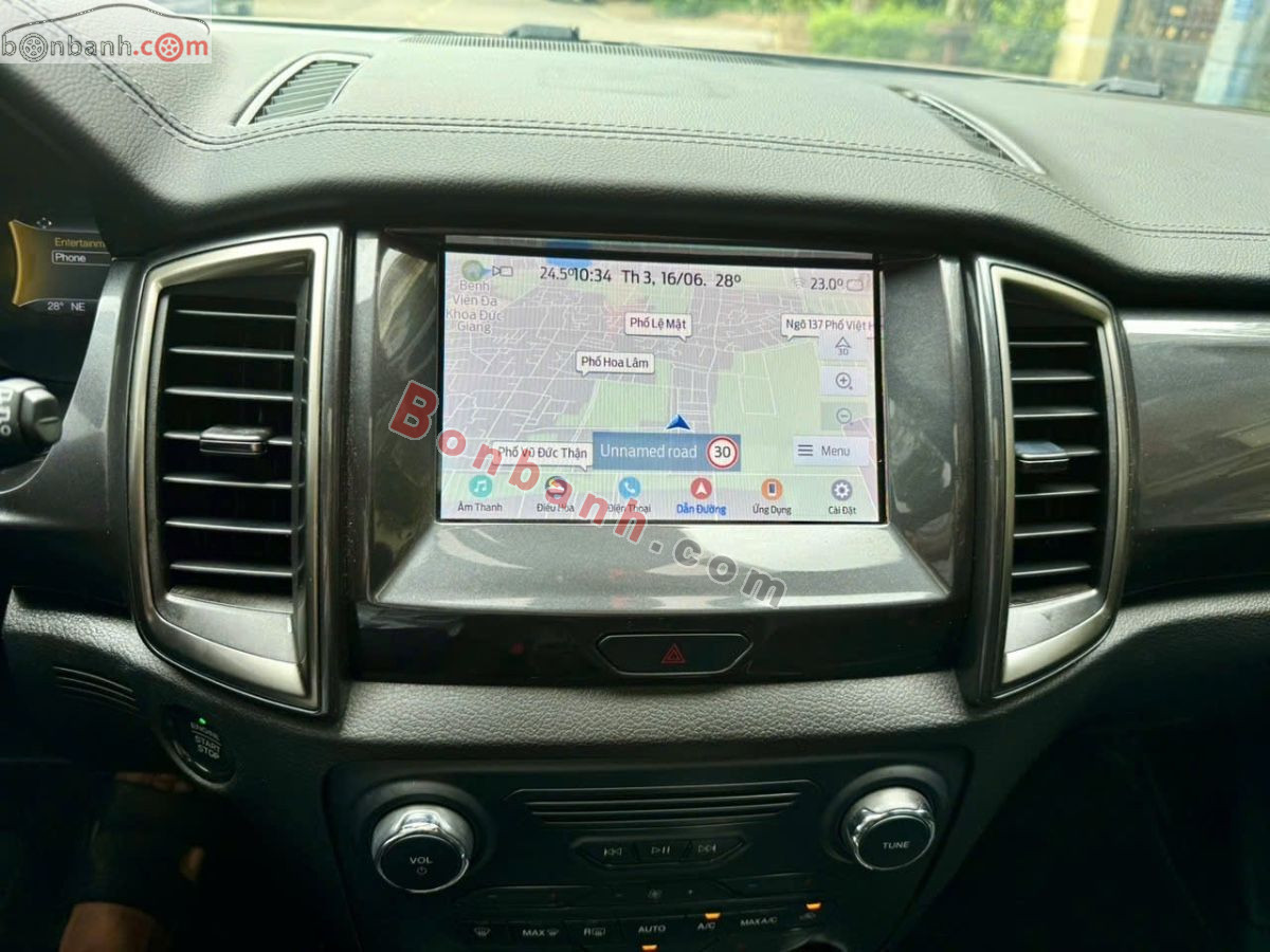 Bán ô tô Ford Everest Titanium 2.0L 4x4 AT - 2022 - xe cũ