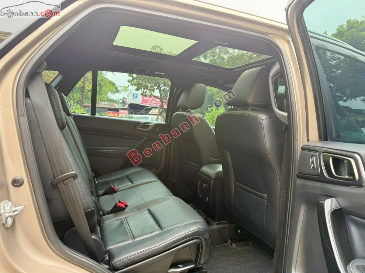Bán ô tô Ford Everest Titanium 2.0L 4x4 AT - 2022 - xe cũ