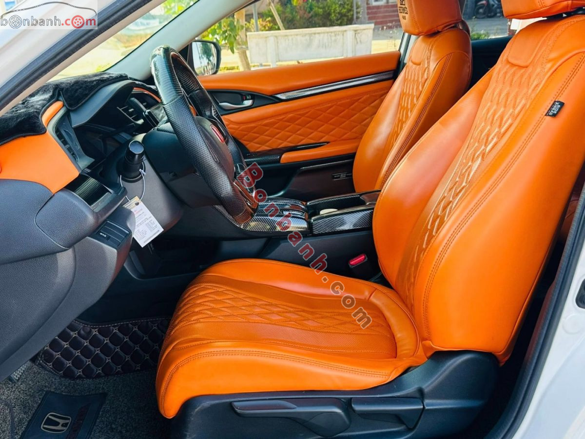 Bán ô tô Honda Civic E 1.8 AT - 2019 - xe cũ
