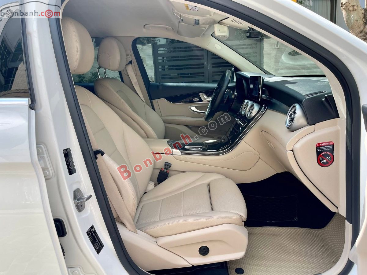 Bán ô tô Mercedes Benz GLC 200 - 2021 - xe cũ