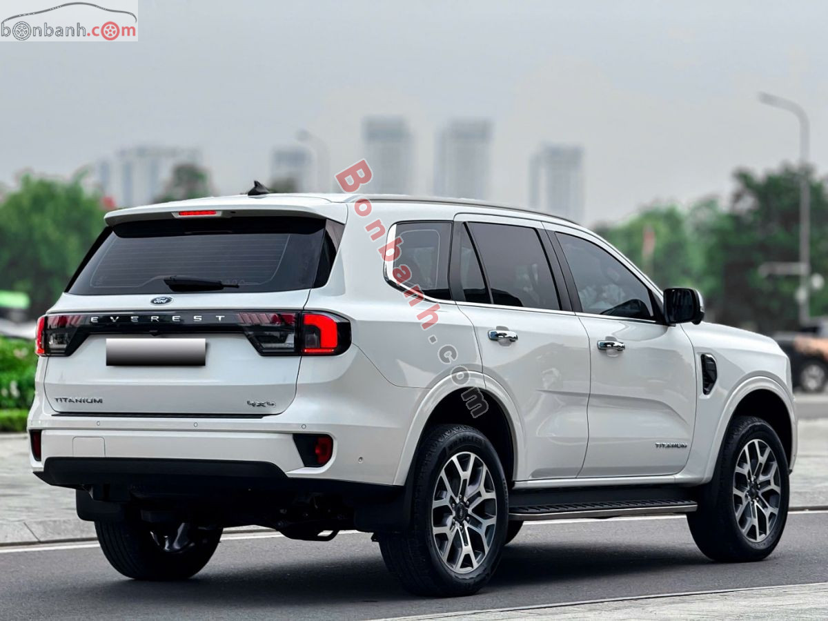 Bán ô tô Ford Everest Titanium Plus 2.0L 4x4 AT - 2024 - xe cũ