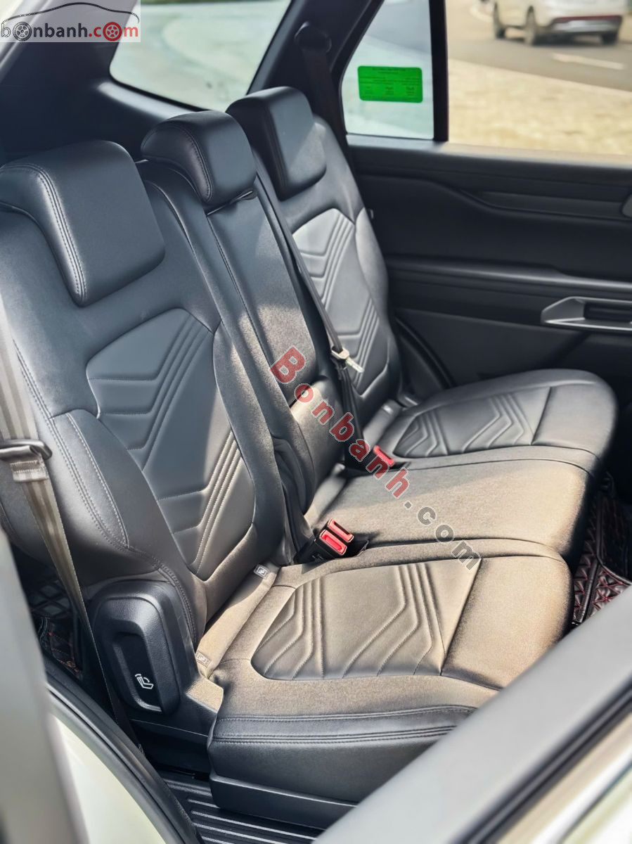 Bán ô tô Ford Everest Titanium Plus 2.0L 4x4 AT - 2024 - xe cũ