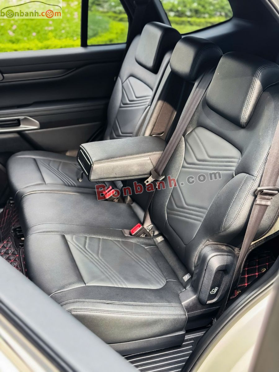 Bán ô tô Ford Everest Titanium Plus 2.0L 4x4 AT - 2024 - xe cũ
