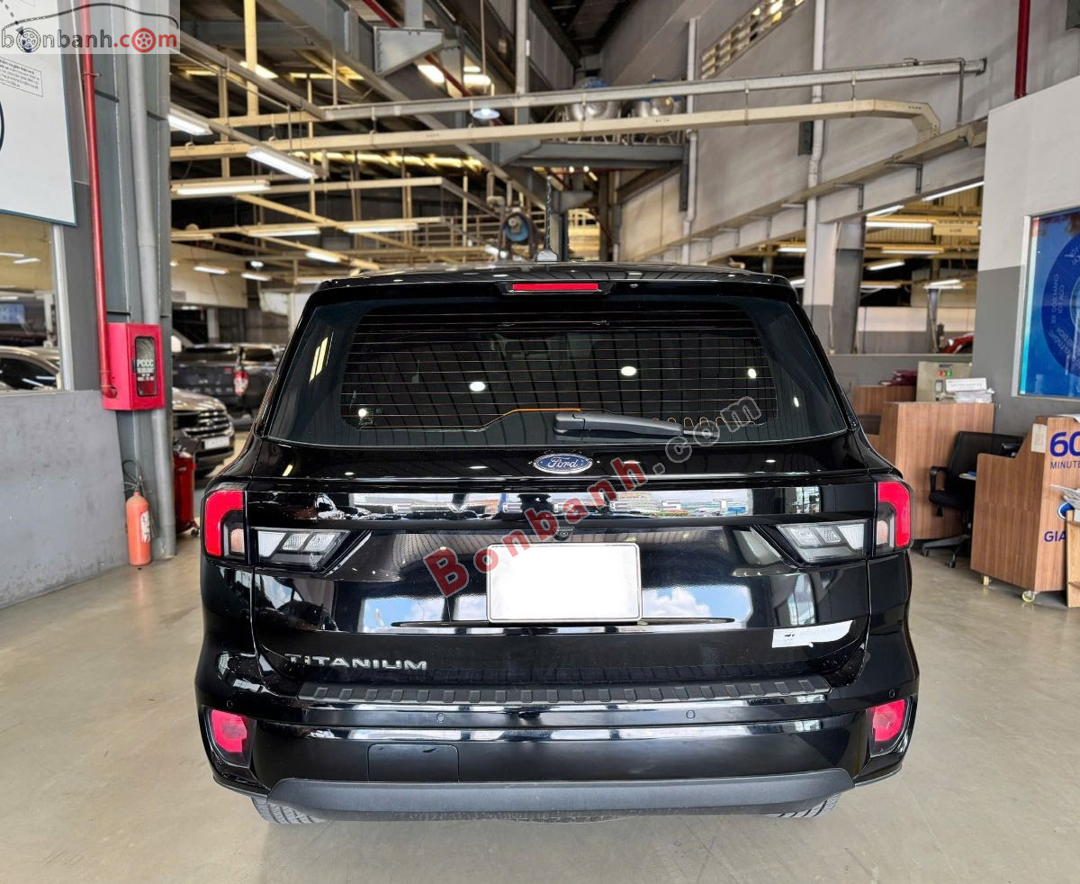 Bán ô tô Ford Everest Ambiente 2.0L 4x2 AT - 2024 - xe cũ