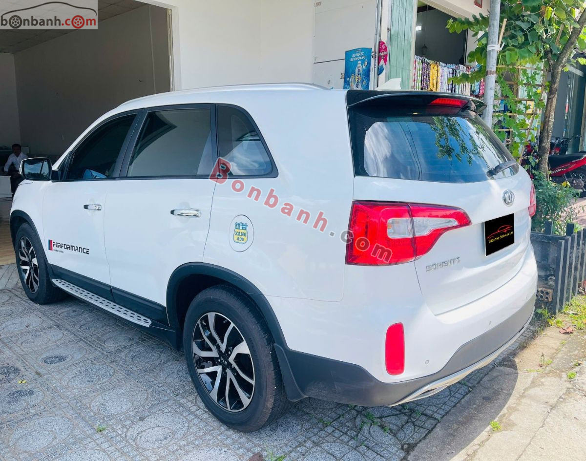 Bán ô tô Kia Sorento 2.4 GAT Deluxe - 2019 - xe cũ