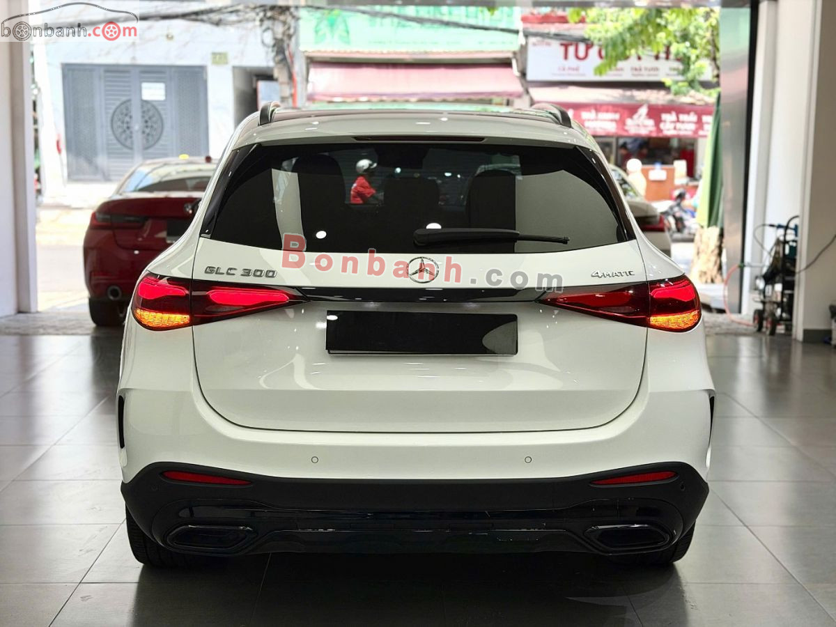 Bán ô tô Mercedes Benz GLC 300 4Matic - 2023 - xe cũ