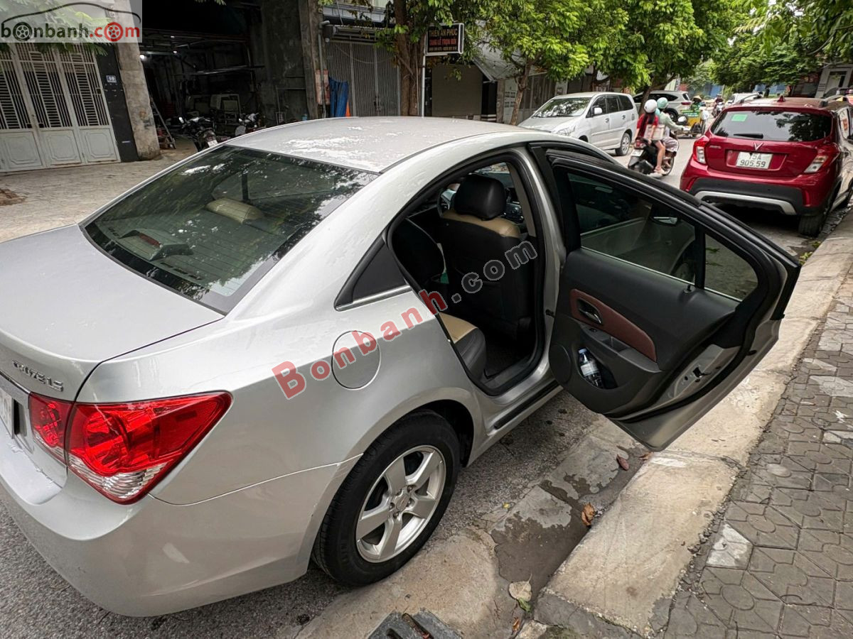 Bán ô tô Chevrolet Cruze LS 1.6 MT - 2011 - xe cũ