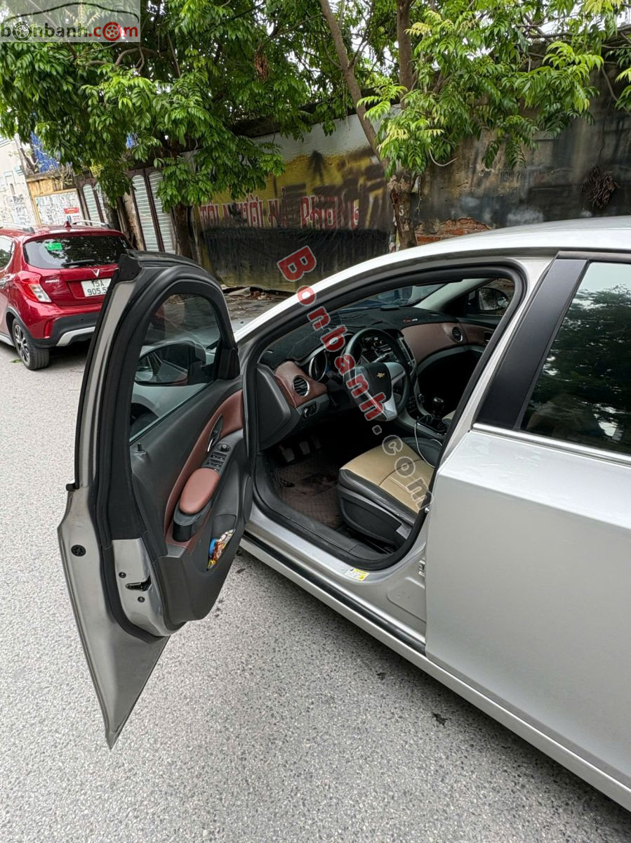 Bán ô tô Chevrolet Cruze LS 1.6 MT - 2011 - xe cũ