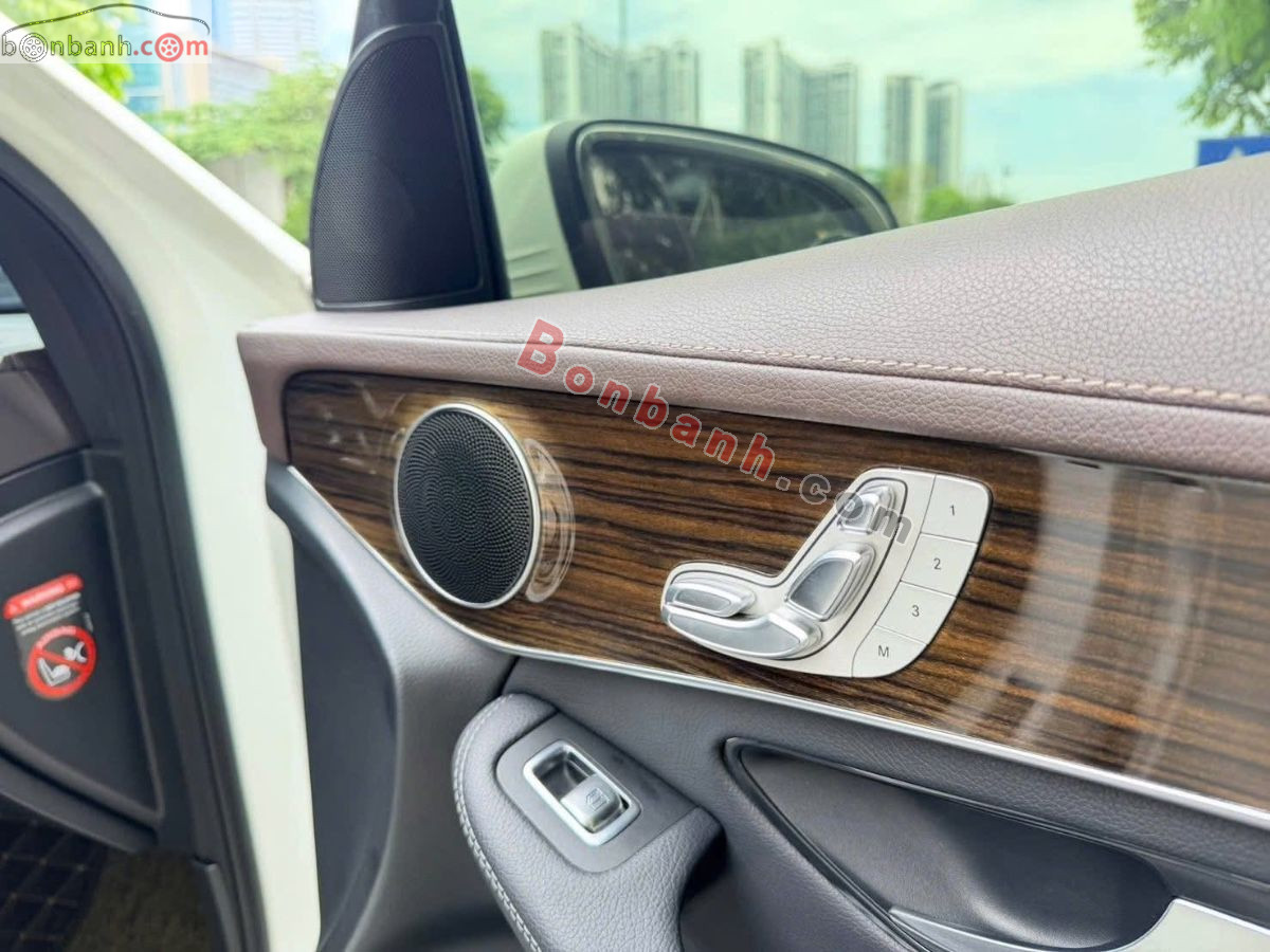 Bán ô tô Mercedes Benz GLC 200 - 2019 - xe cũ