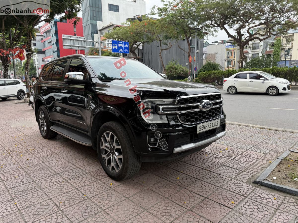 Bán ô tô Ford Everest Titanium Plus 2.0L 4x4 AT - 2024 - xe cũ