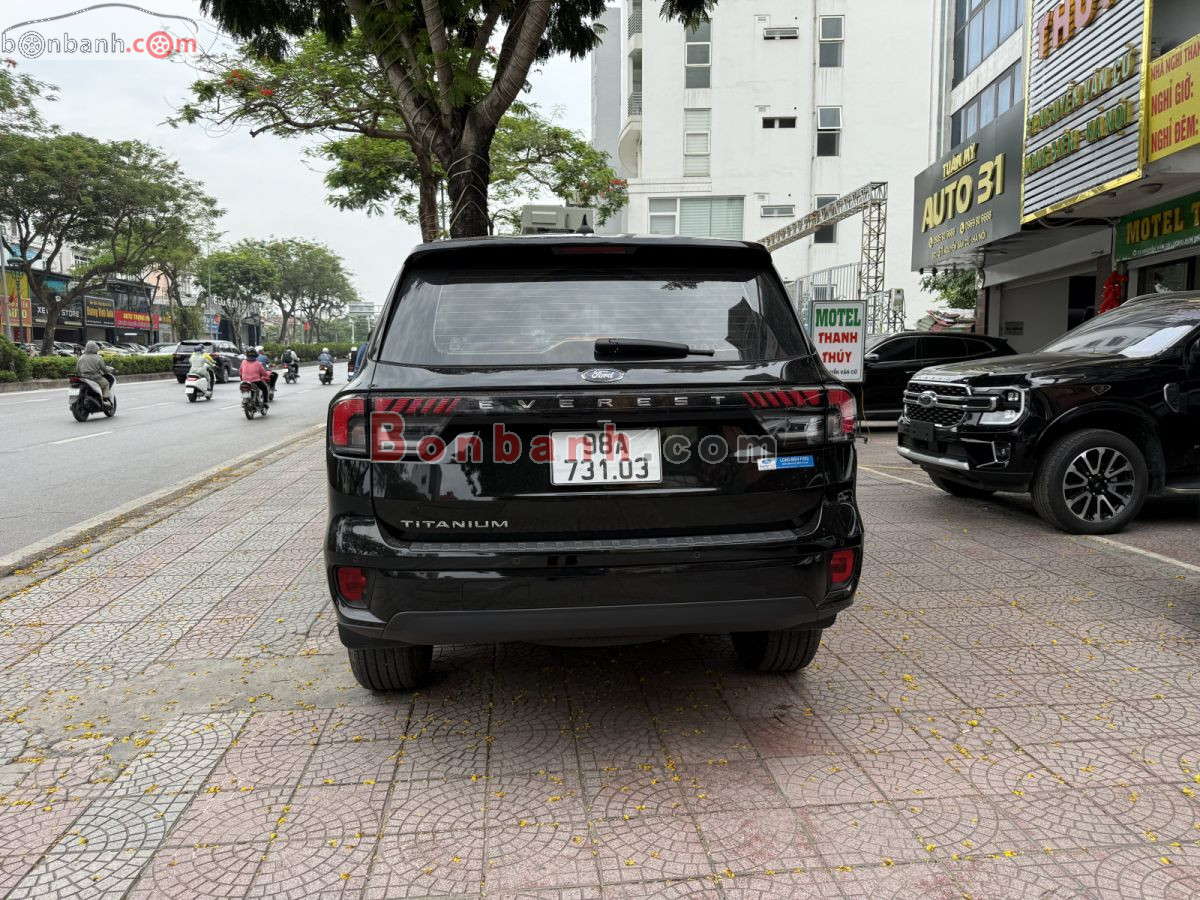 Bán ô tô Ford Everest Titanium Plus 2.0L 4x4 AT - 2024 - xe cũ