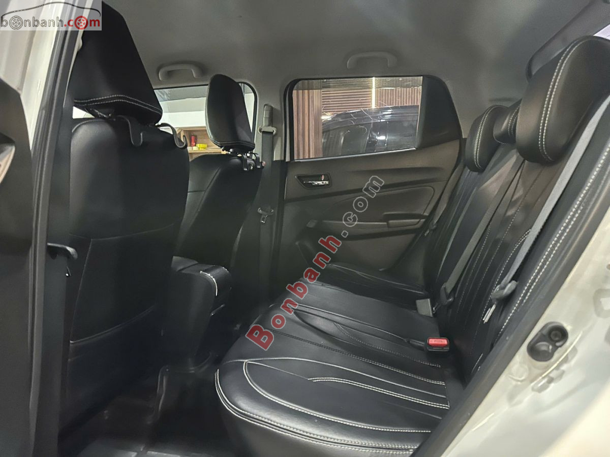 Bán ô tô Suzuki Swift GLX 1.2 AT - 2022 - xe cũ