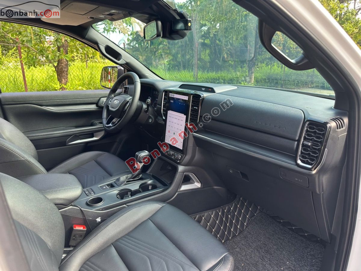 Bán ô tô Ford Everest Titanium 2.0L 4x2 AT - 2023 - xe cũ