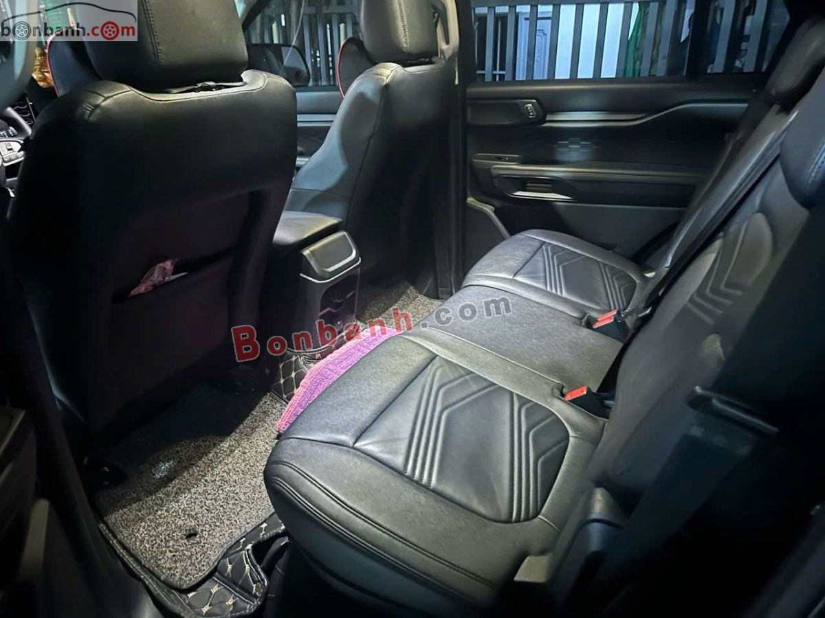 Bán ô tô Ford Everest Titanium 2.0L 4x2 AT - 2022 - xe cũ