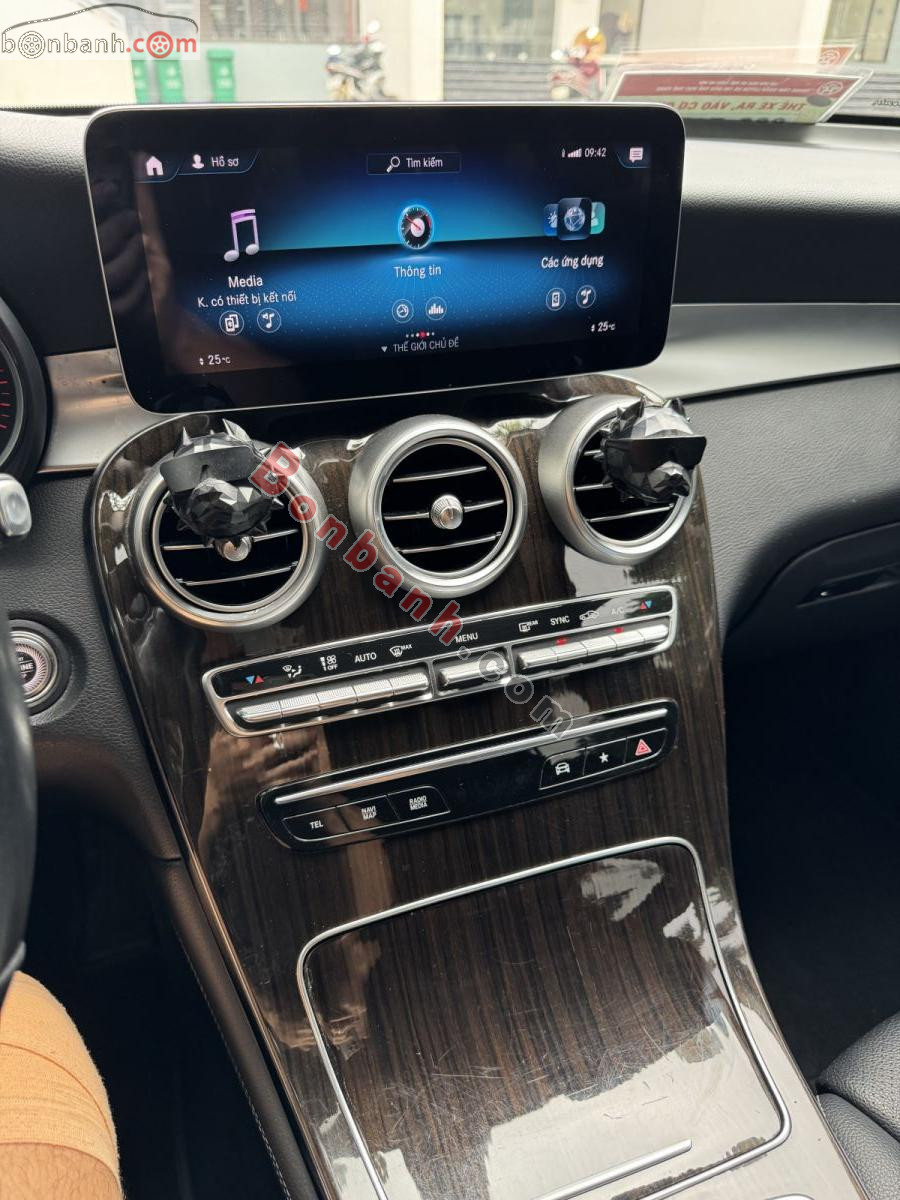 Bán ô tô Mercedes Benz GLC 200 - 2020 - xe cũ
