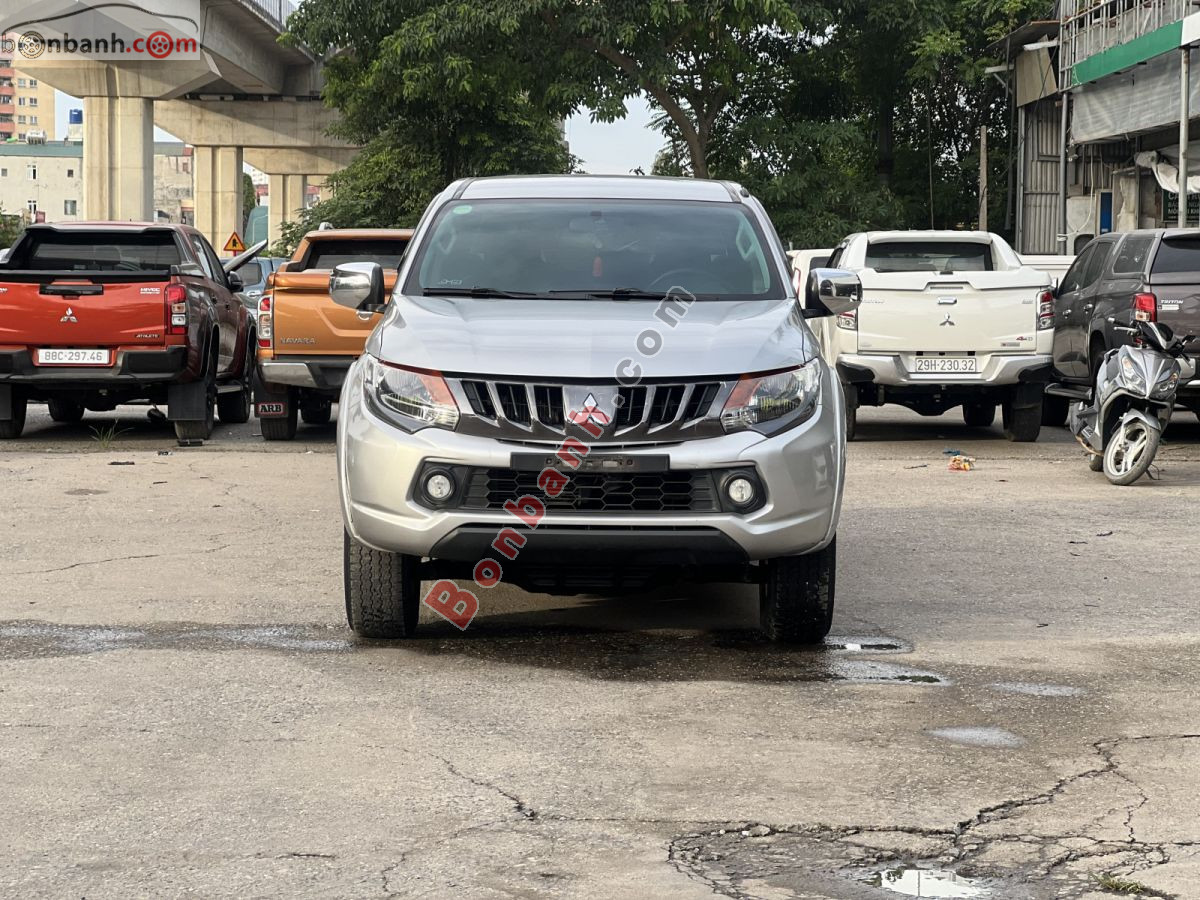 Bán ô tô Mitsubishi Triton 4x2 AT - 2017 - xe cũ