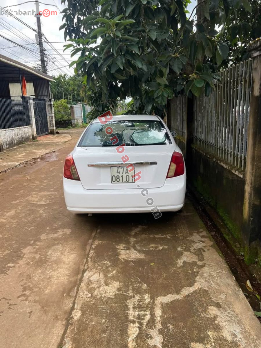 Bán ô tô Daewoo Lacetti Max 1.8 MT - 2005 - xe cũ
