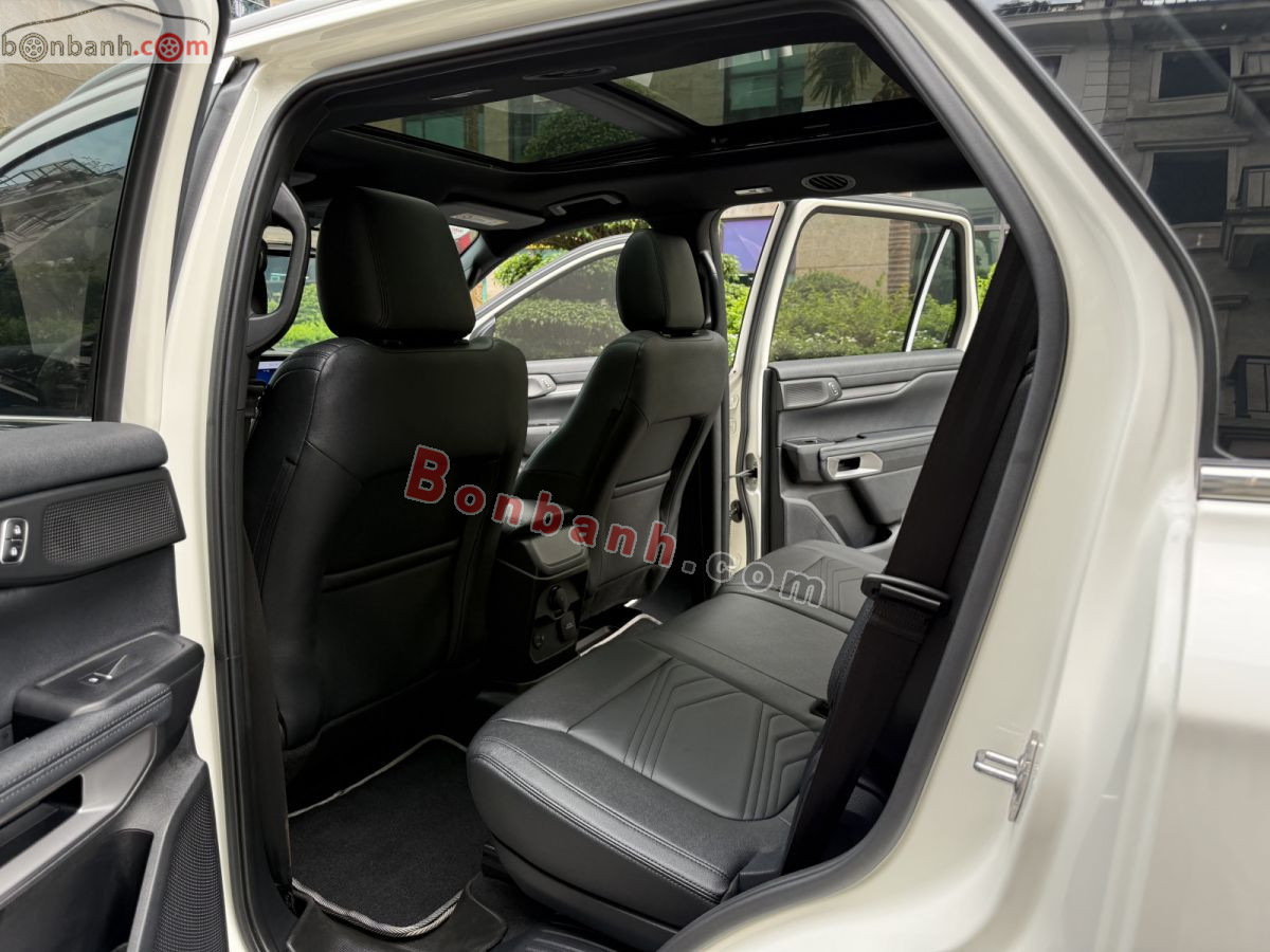 Bán ô tô Ford Everest Titanium Plus 2.0L 4x4 AT - 2024 - xe cũ