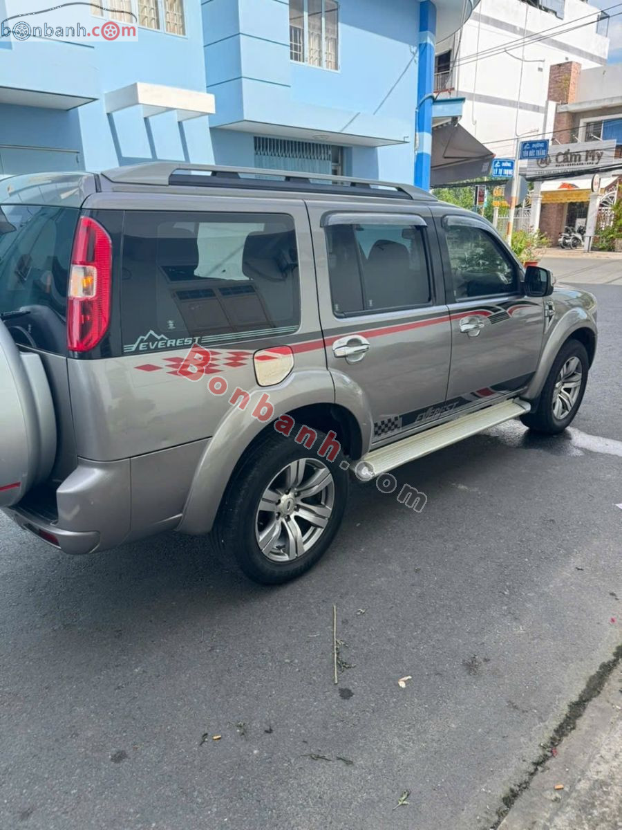 Bán ô tô Ford Everest Limited 2.5L 4x2 AT - 2012 - xe cũ