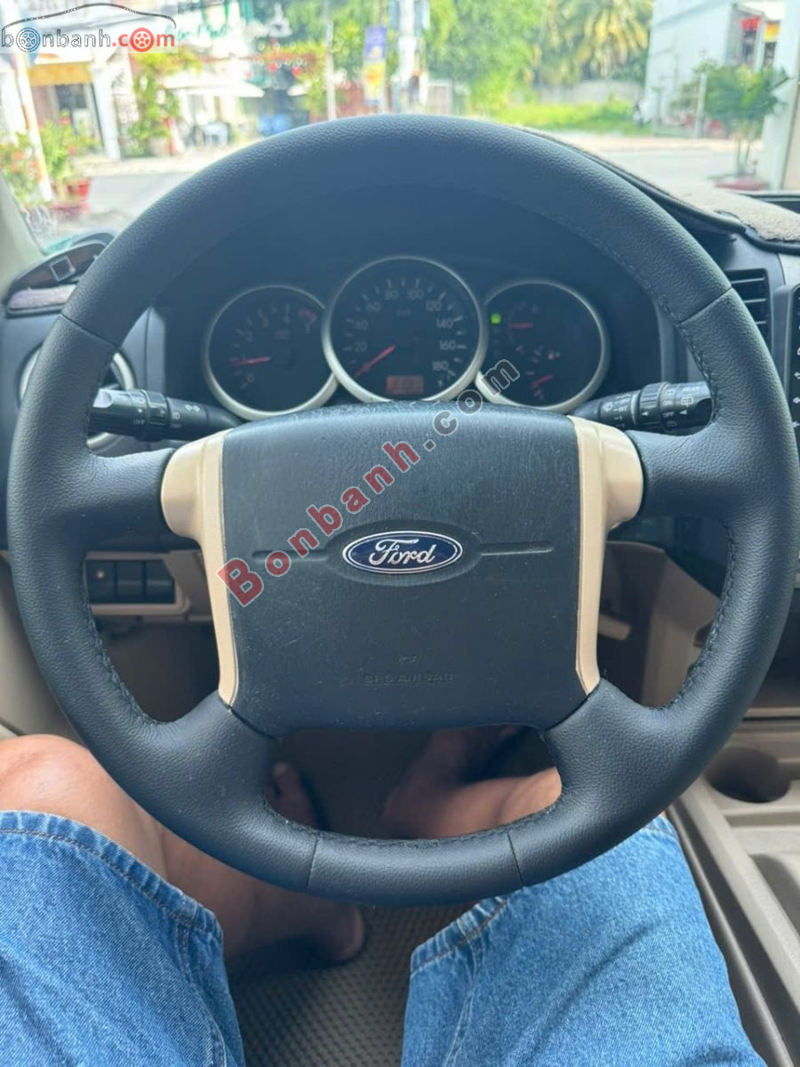 Bán ô tô Ford Everest Limited 2.5L 4x2 AT - 2012 - xe cũ