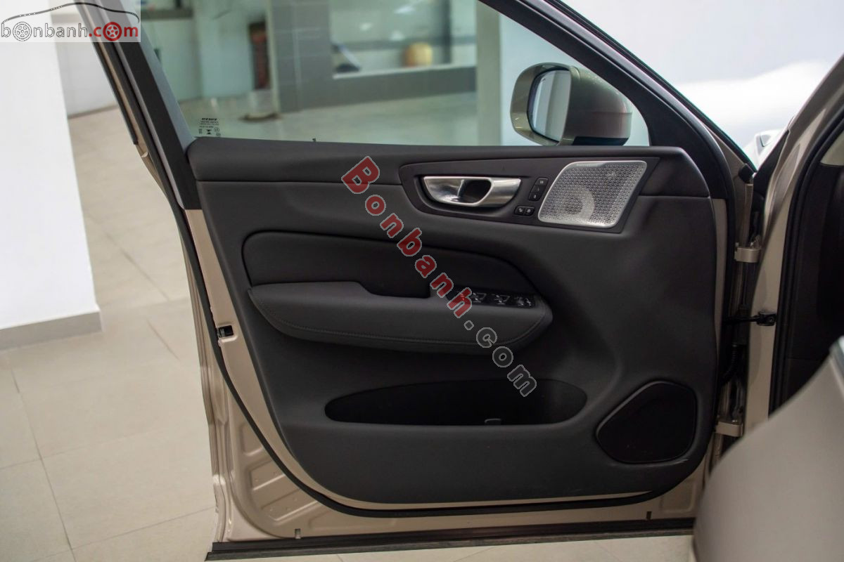 Bán ô tô Volvo XC60 Ultra B5 AWD - 2025 - xe cũ