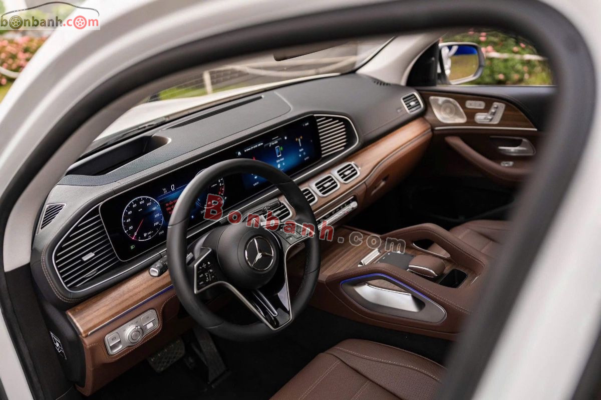 Bán ô tô Mercedes Benz GLE Class 400 e 4Matic - 2026 - xe mới