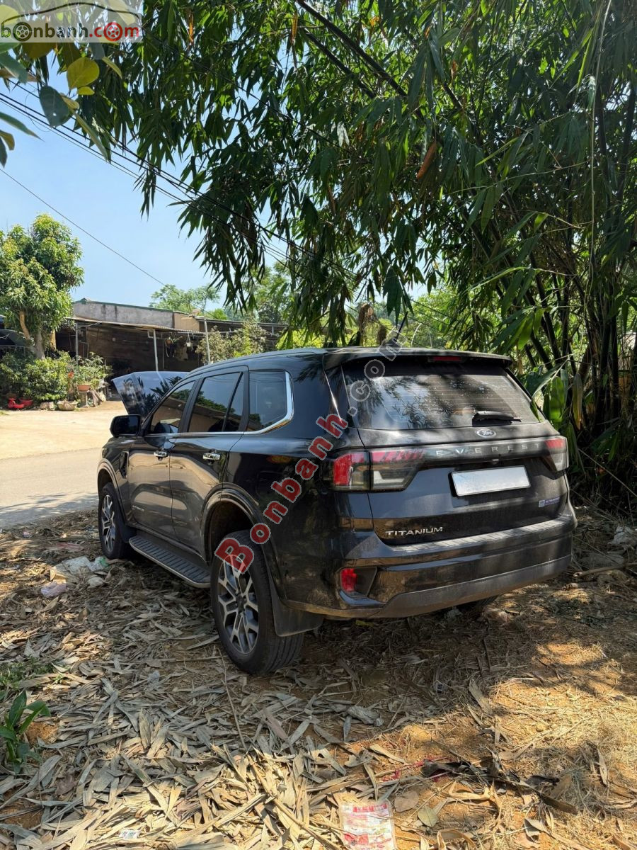 Bán ô tô Ford Everest Titanium 2.0L 4x2 AT - 2025 - xe cũ
