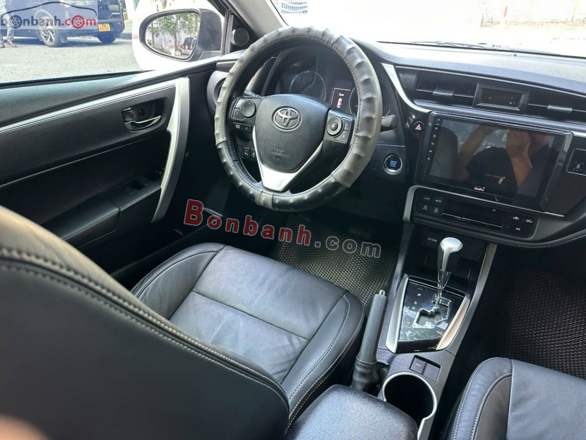 Bán ô tô Toyota Corolla altis 2.0V AT - 2017 - xe cũ