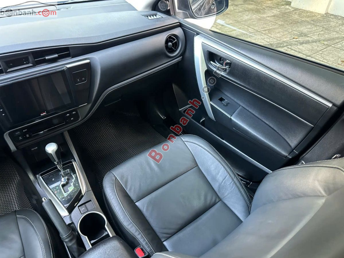 Bán ô tô Toyota Corolla altis 2.0V AT - 2017 - xe cũ