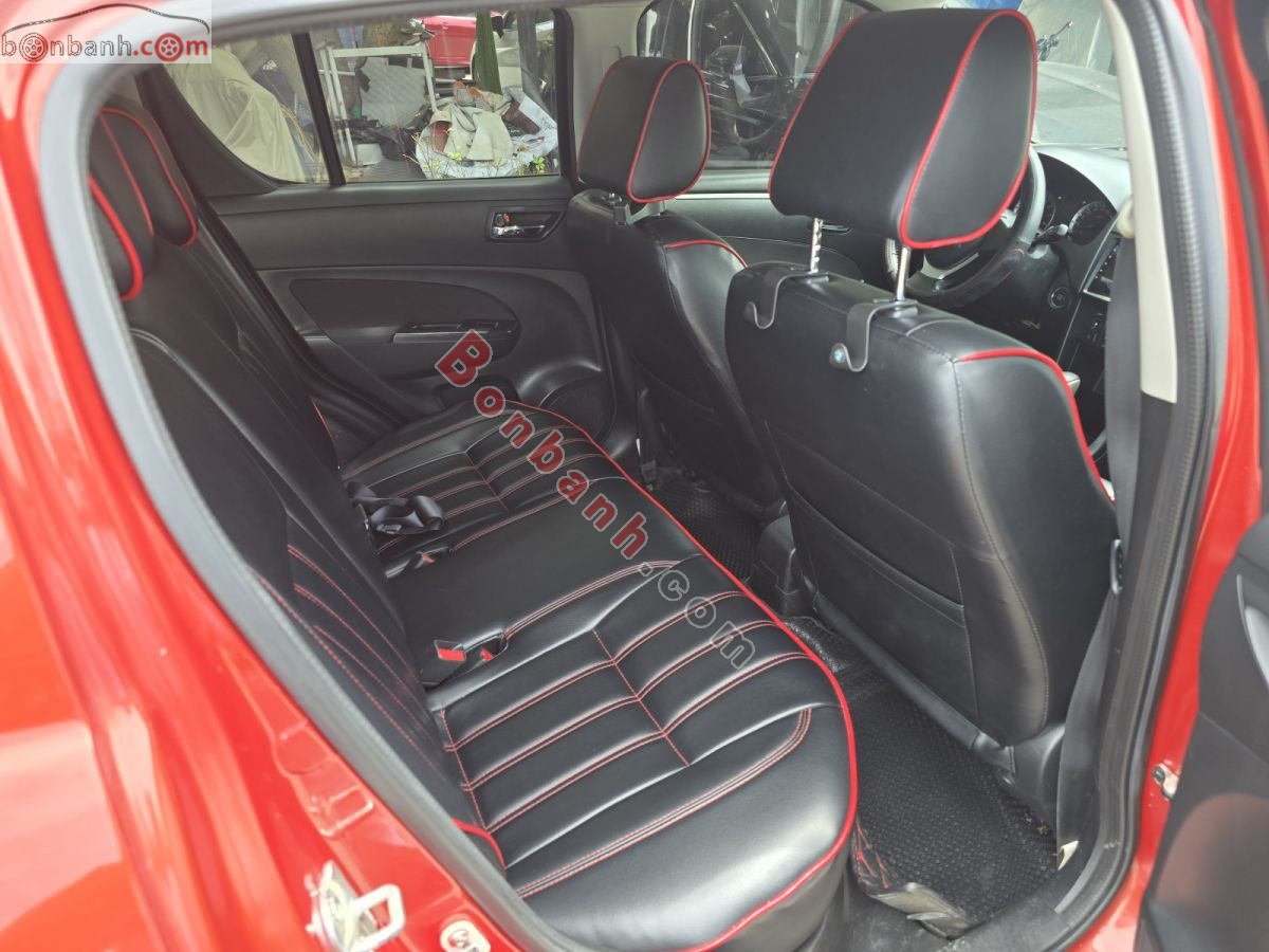 Bán ô tô Suzuki Swift 1.4 AT - 2015 - xe cũ