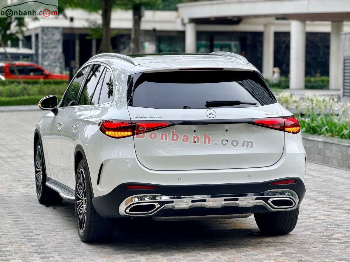 Bán ô tô Mercedes Benz GLC 300 4Matic - 2023 - xe cũ