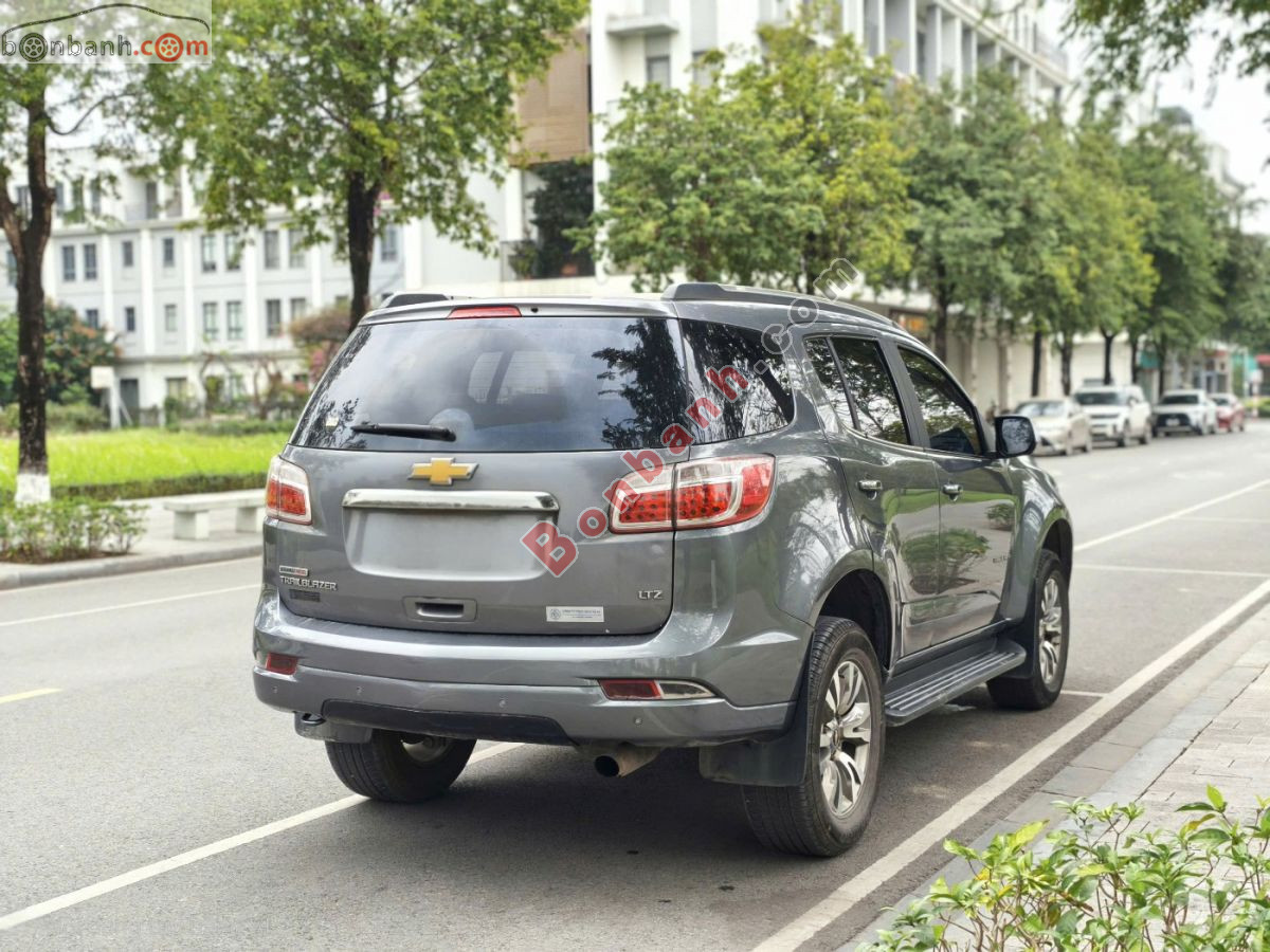 Bán ô tô Chevrolet Trailblazer LTZ 2.5L VGT 4x4 AT - 2018 - xe cũ