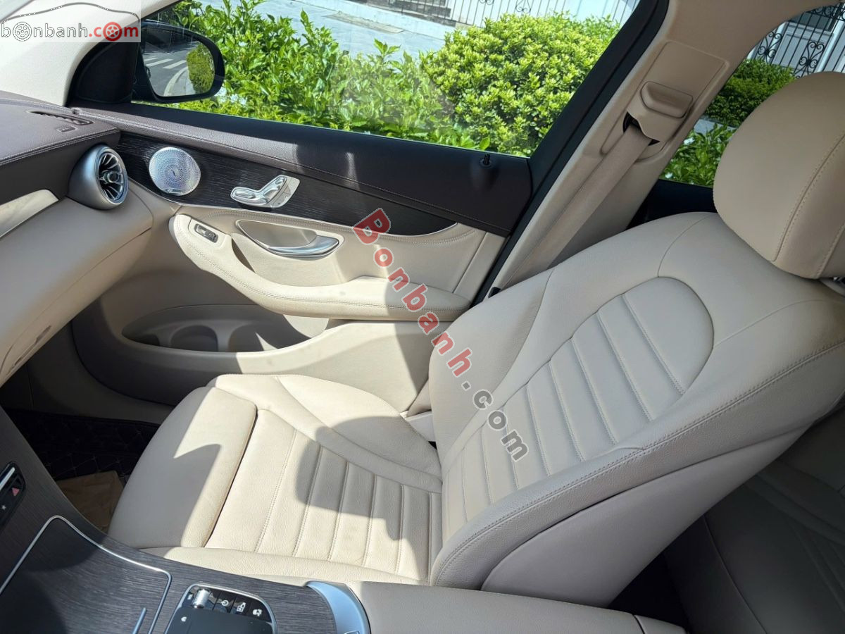 Bán ô tô Mercedes Benz GLC 300 4Matic - 2020 - xe cũ