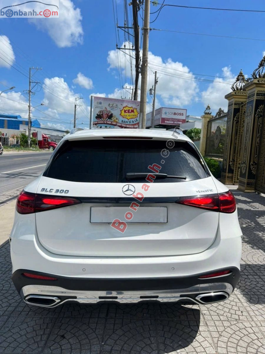 Bán ô tô Mercedes Benz GLC 300 4Matic - 2023 - xe cũ