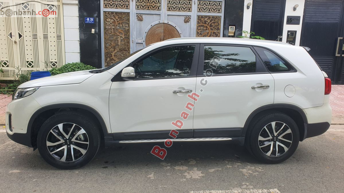 Bán ô tô Kia Sorento 2.4 GAT Deluxe - 2020 - xe cũ