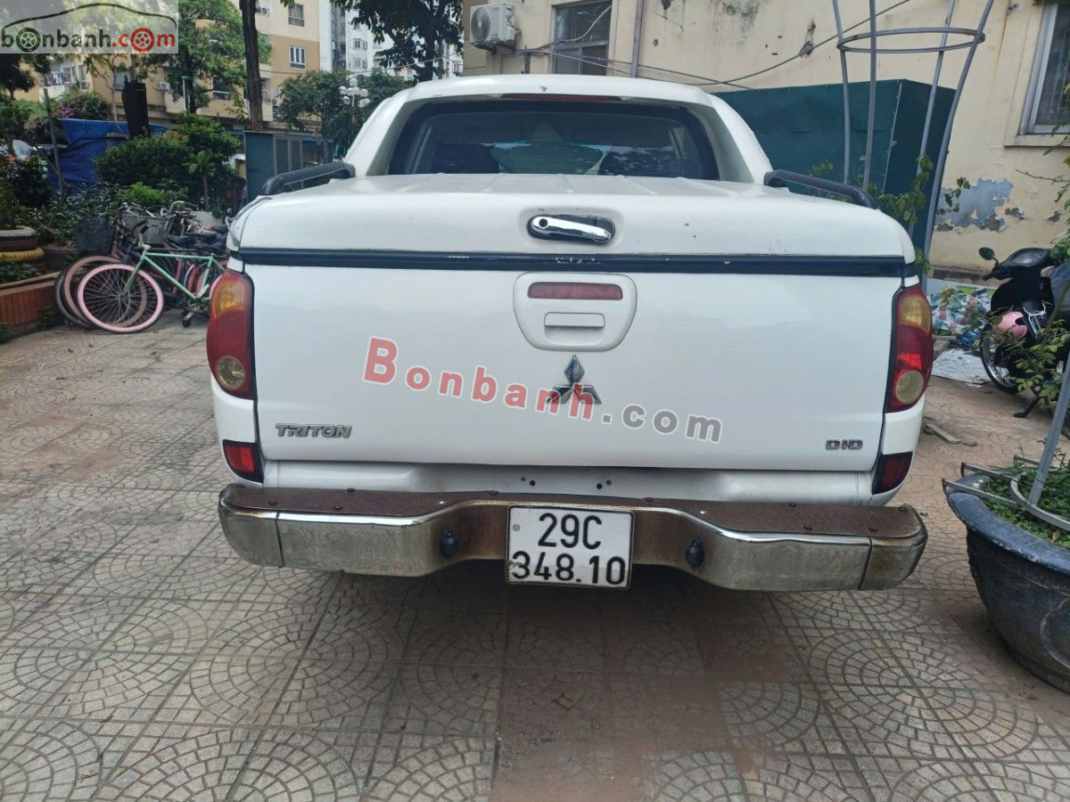 Bán ô tô Mitsubishi Triton GLS 4x4 AT - 2013 - xe cũ