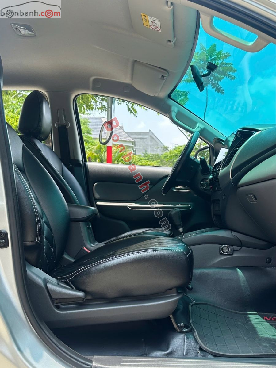 Bán ô tô Mitsubishi Triton 4x2 AT - 2019 - xe cũ