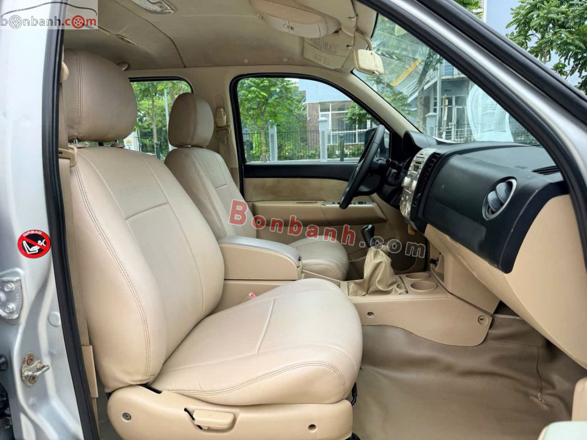 Bán ô tô Ford Everest 2.6L 4x4 MT - 2011 - xe cũ