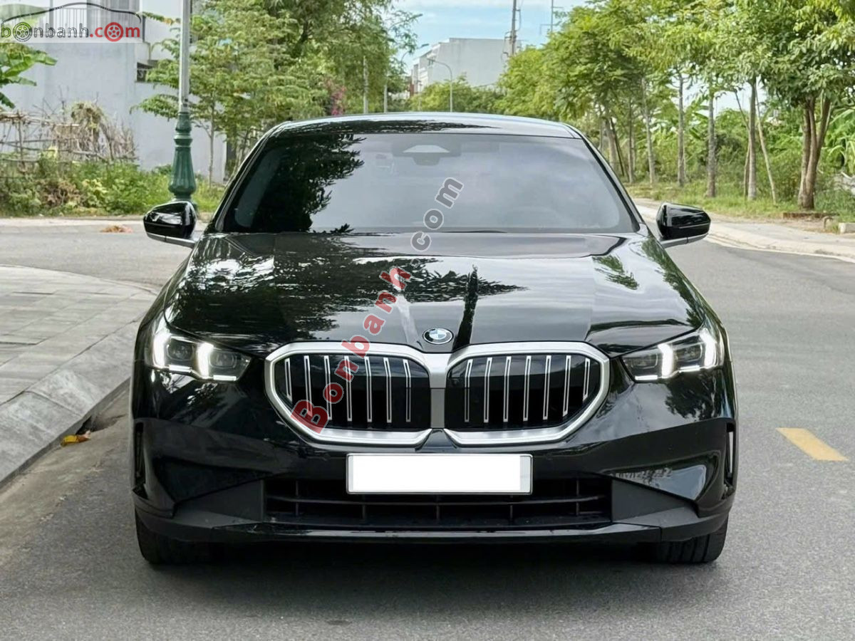 Bán ô tô BMW 5 Series 520i Premium - 2025 - xe cũ
