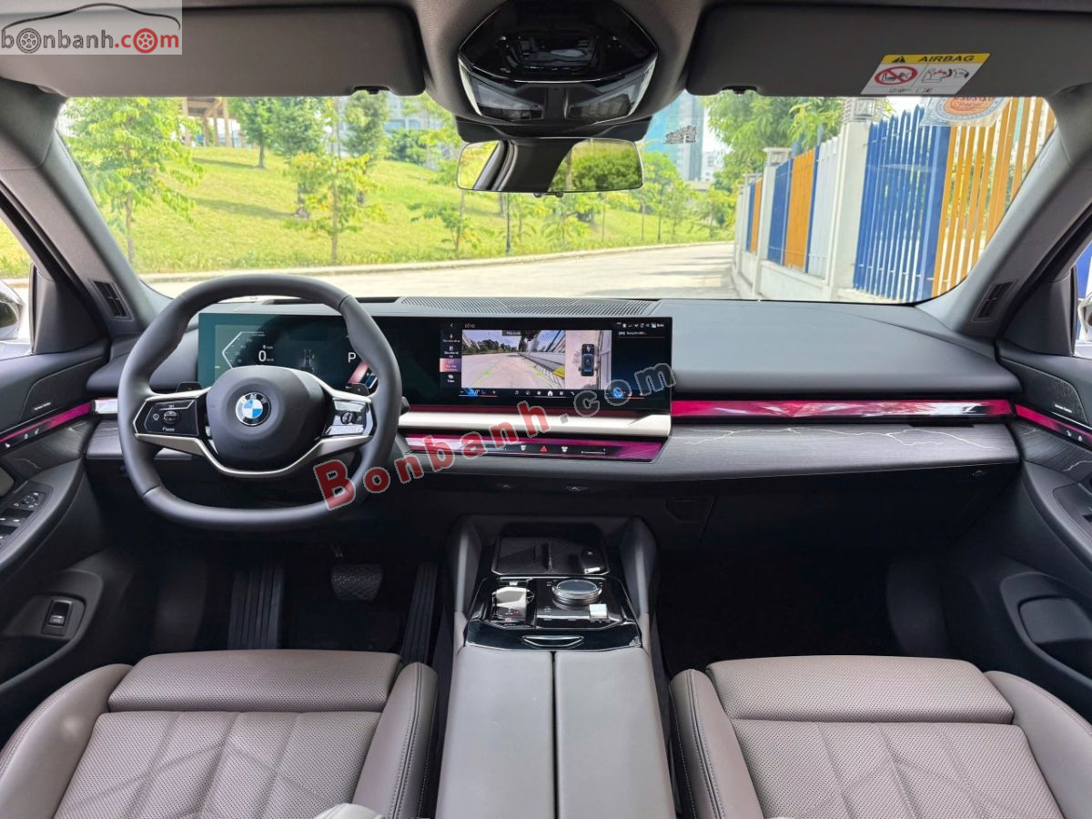 Bán ô tô BMW 5 Series 520i Premium - 2025 - xe cũ