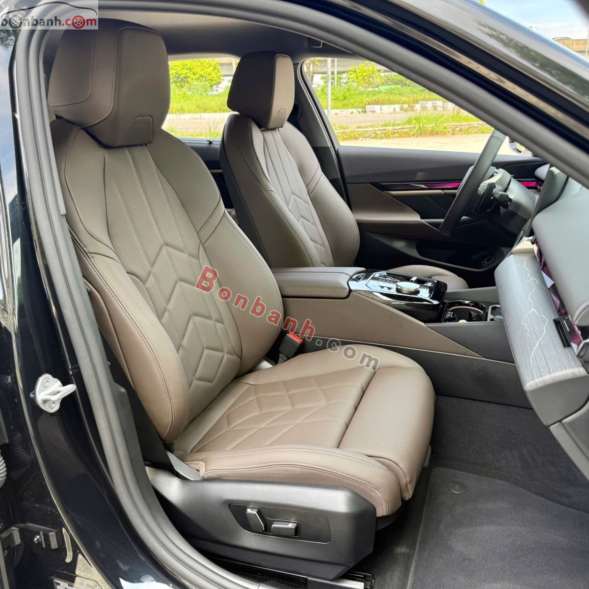 Bán ô tô BMW 5 Series 520i Premium - 2025 - xe cũ